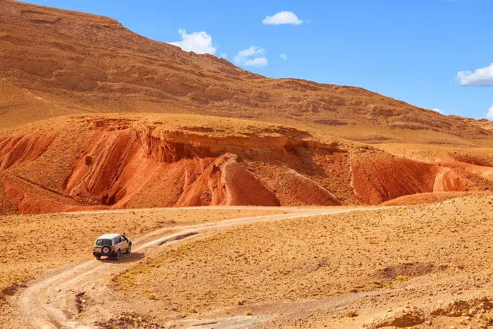 Expéditions en 4x4 à travers le désert et les pistes montagneuses du Maroc