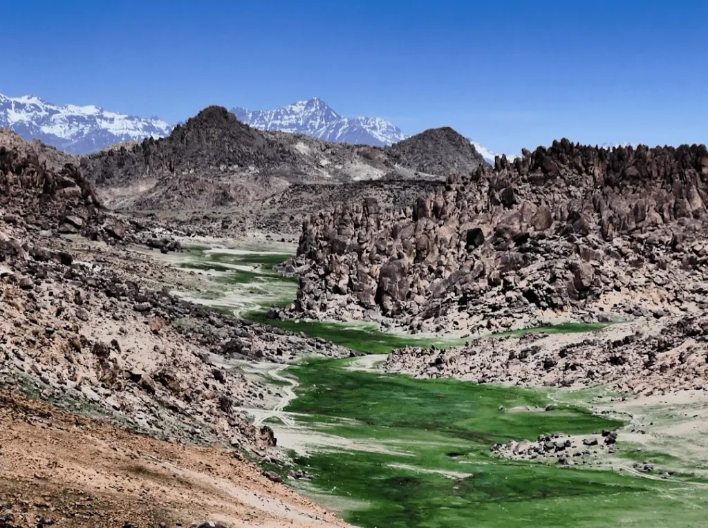 beaux paysages du djebel Siroua en 4x4 liberté